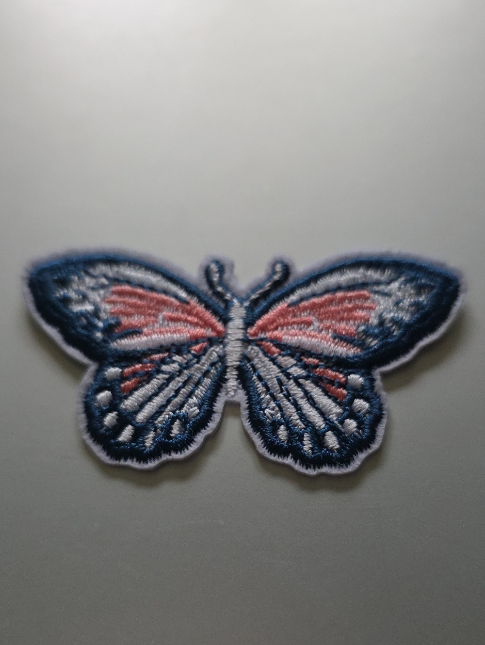 BUTTERFLY IRON ON